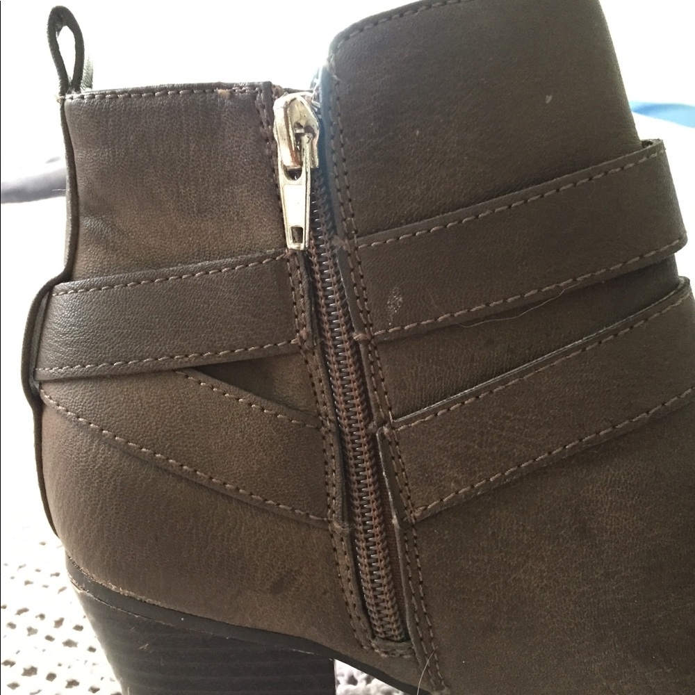 Express Booties - Picture 7 of 8